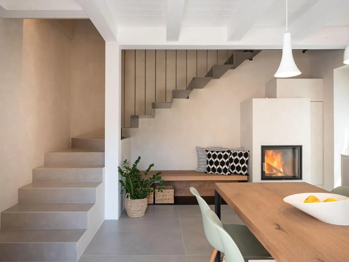 Holiday Home Casa Maria By Interhome contacts